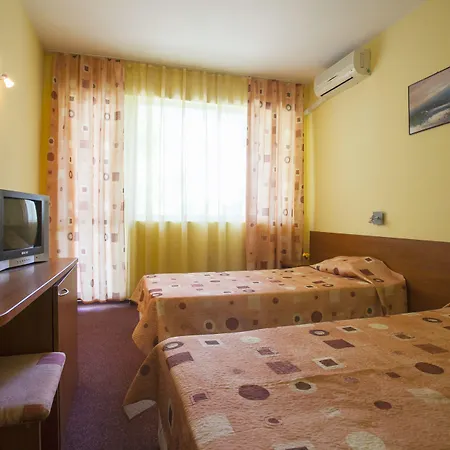 Strandzha - Free Parking 3*
