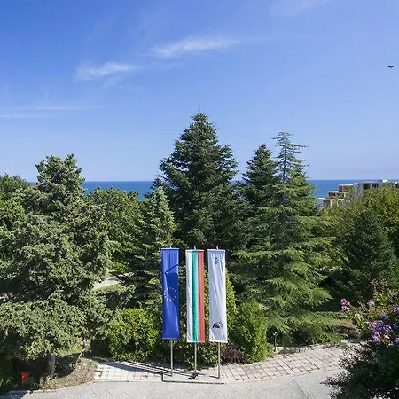 Strandzha - Free Parking 3*