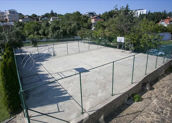 Strandzha - Free Parking Hotel Golden Sands