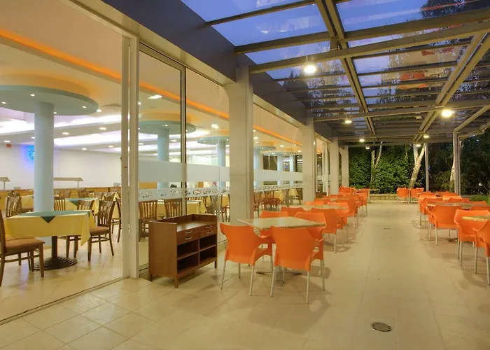 Hotel Strandzha - Free Parking